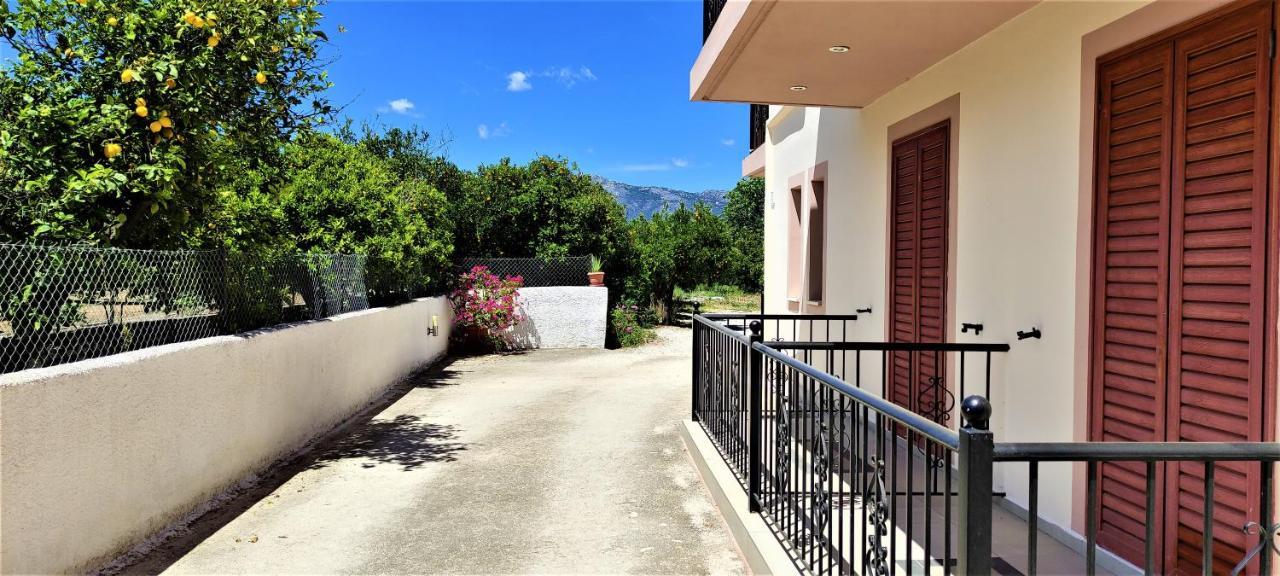 Fani'S Apartments 1 Epidaurus ภายนอก รูปภาพ