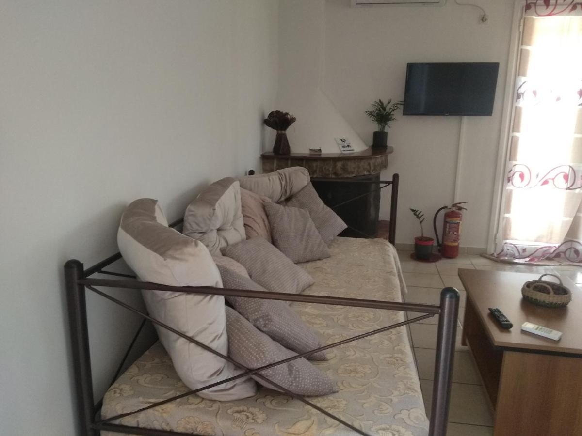 Fani'S Apartments 1 Epidaurus ภายนอก รูปภาพ